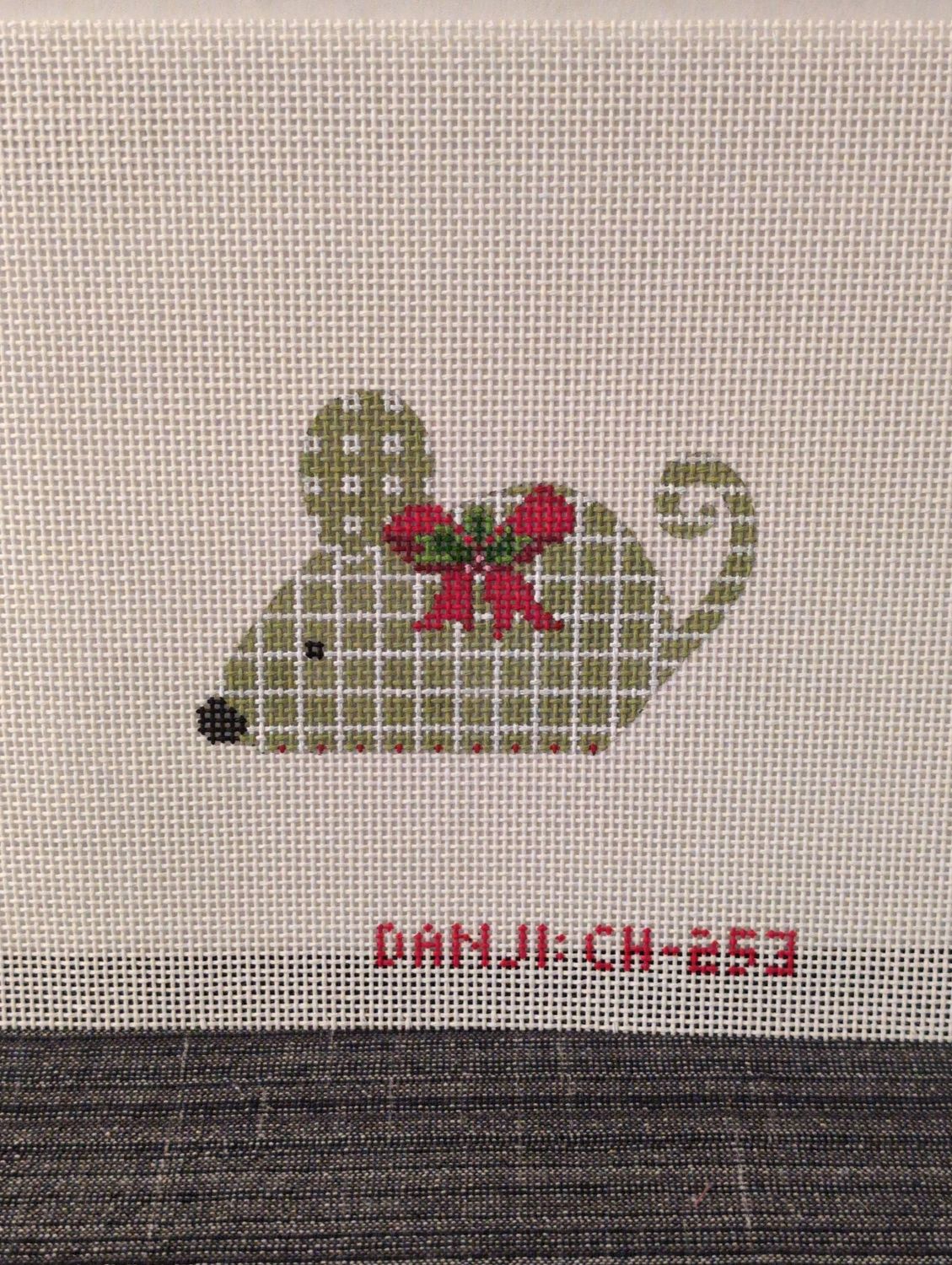 Green Checkered Mouse on 13M