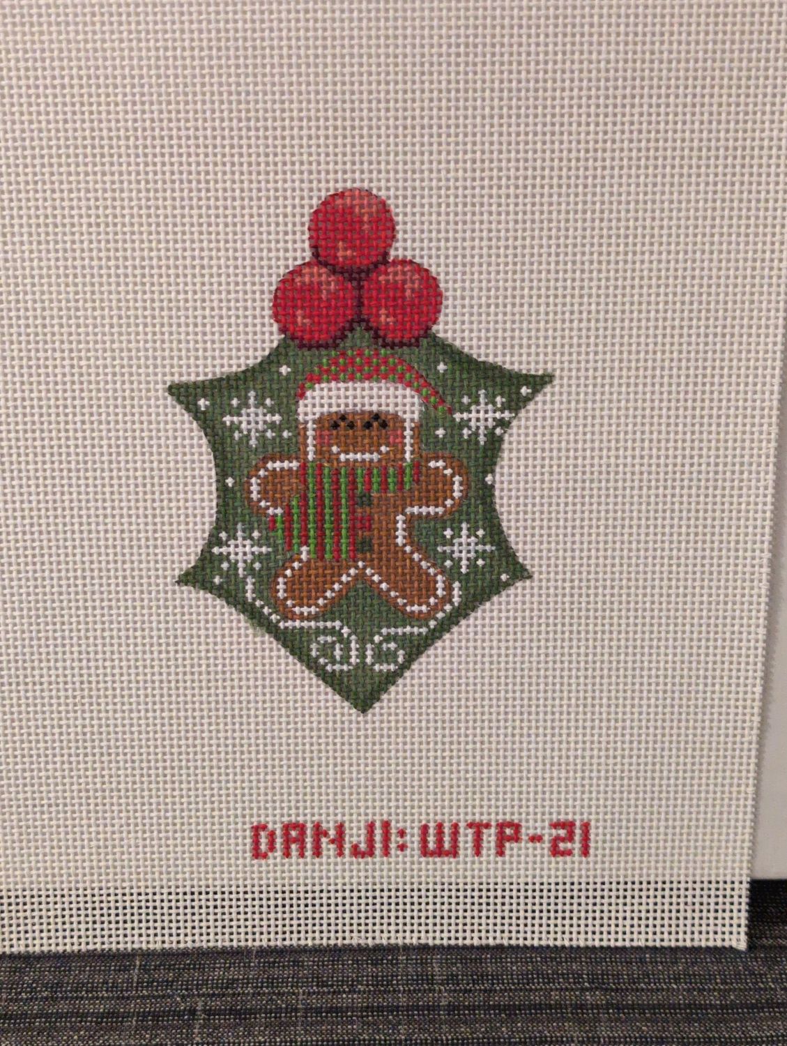 Gingerbread Holly on 13M