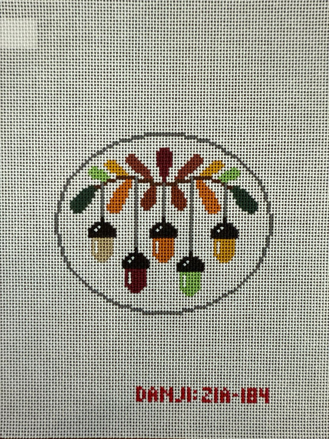 Garland - Acorns