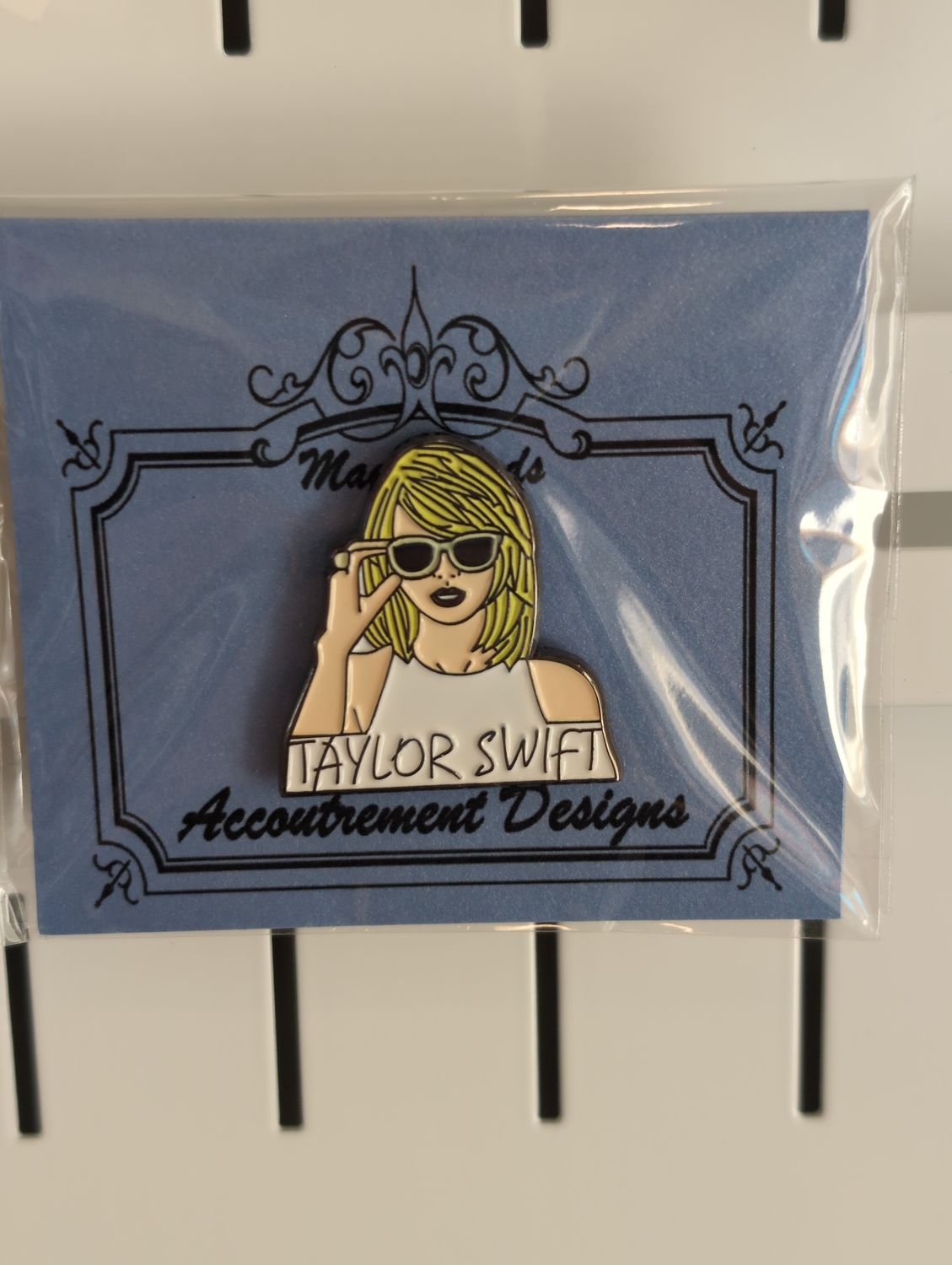 Taylor Swift Needle Minder
