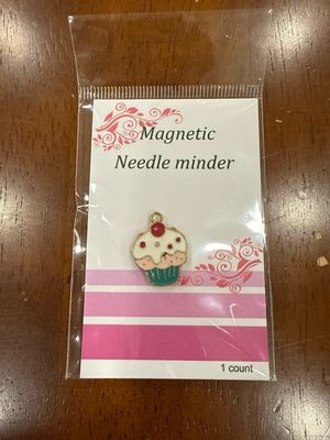 Cupcake Magnetic Needle Minder