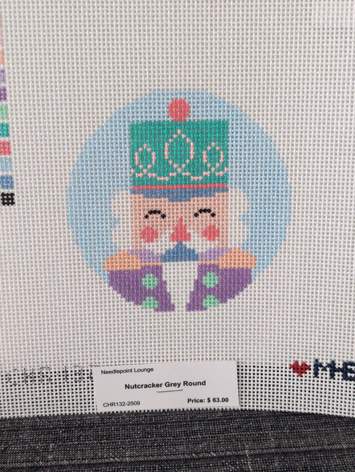 Nutcracker Grey Round