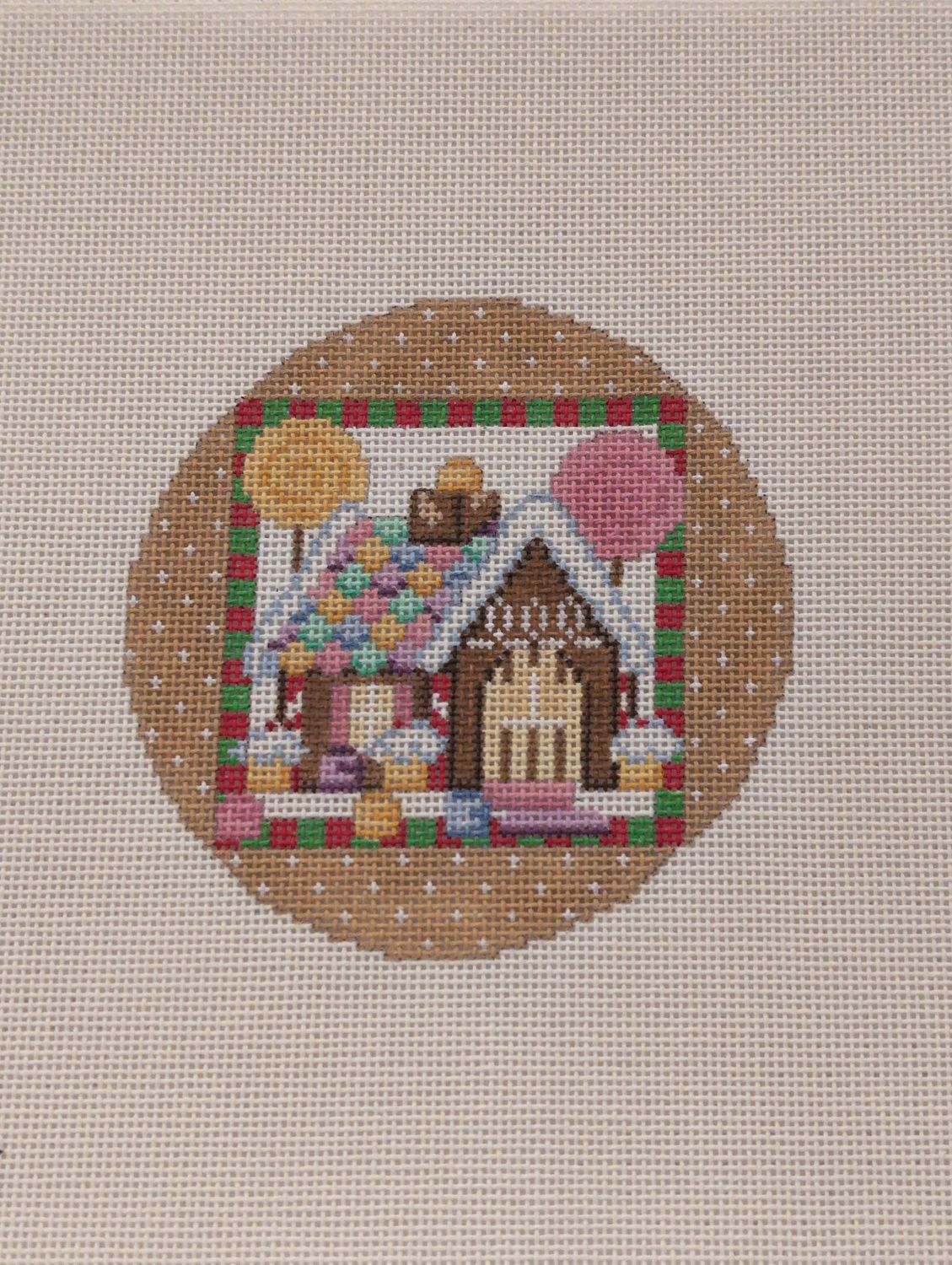 Gingerbread House w/ Border Round