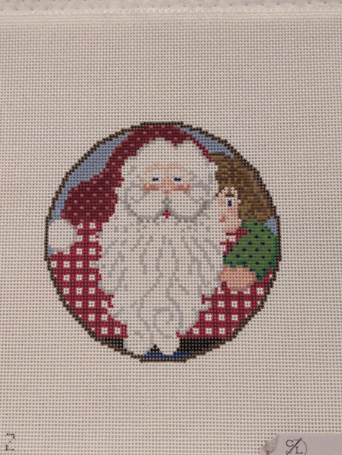 Santa w/ Doll Round
