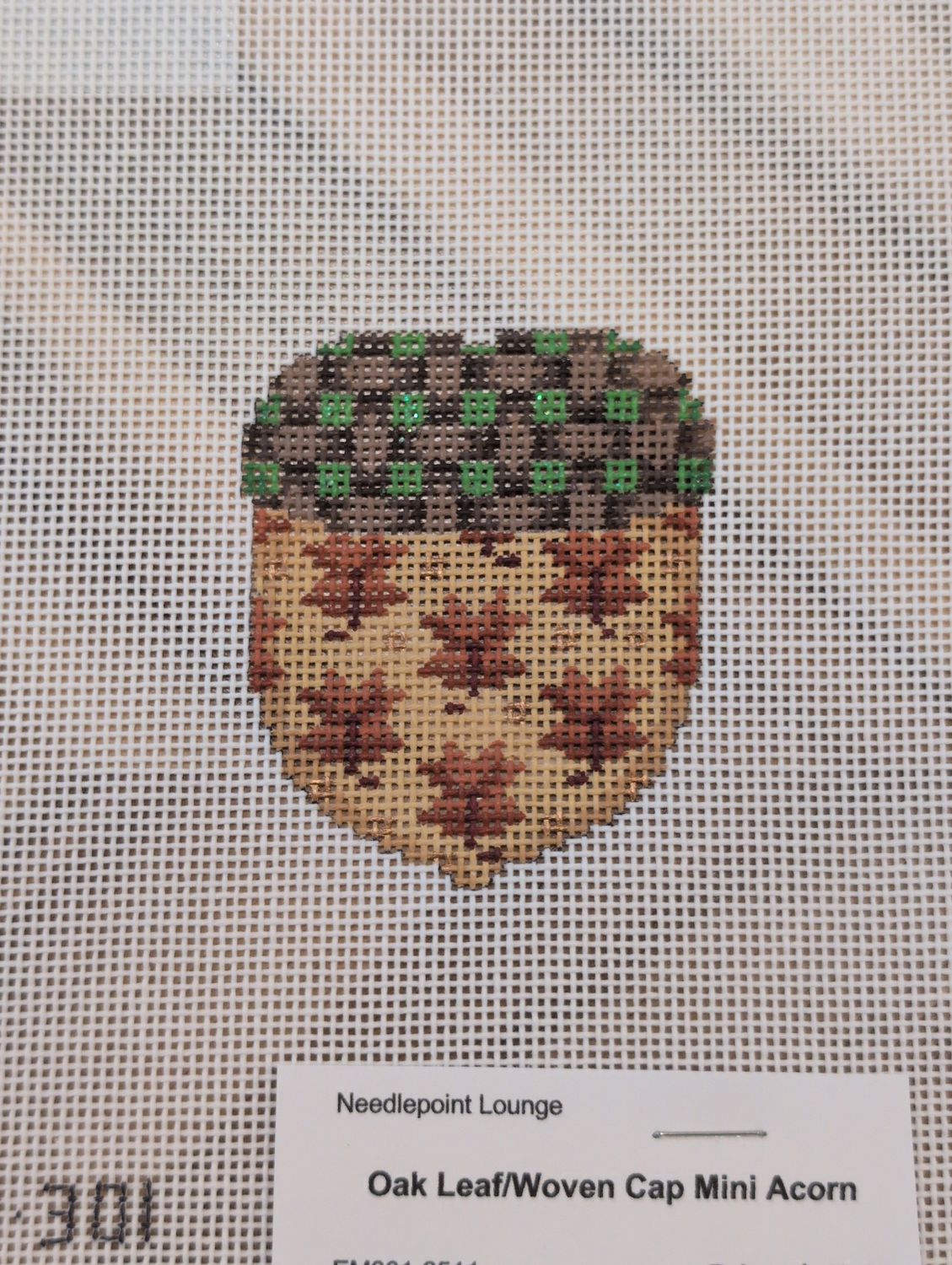 Oak Leaf/Woven Cap Mini Acorn