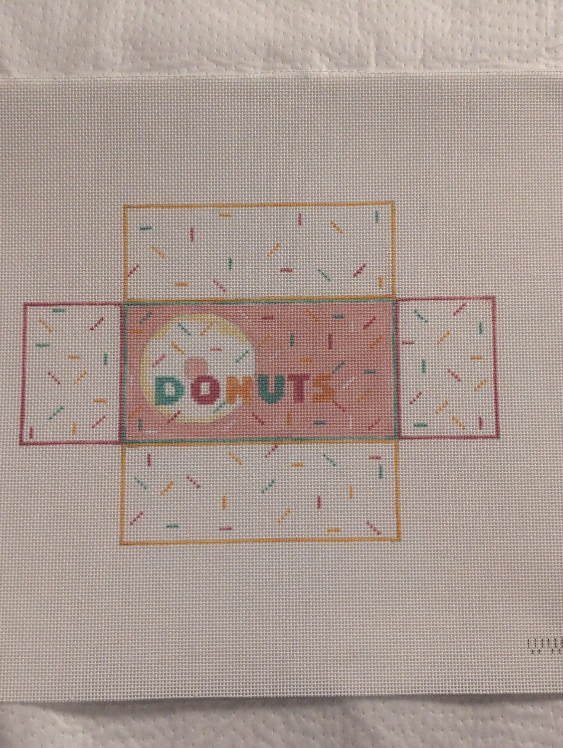 Plum Stitchery - Donuts Box