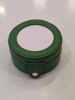 Lee&#39;s Leather Goods Round Gift Box Green