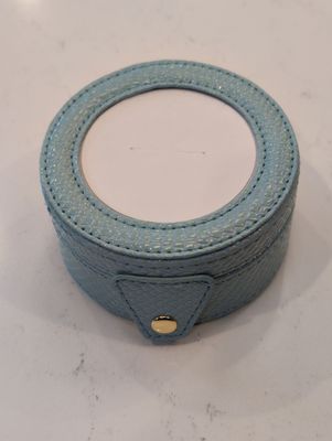 Lee&#39;s Leather Goods Round Gift Box Blue