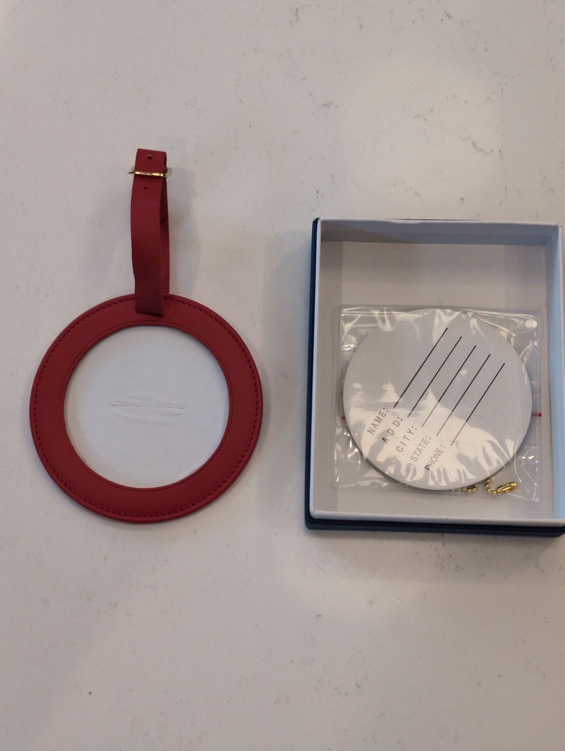 Lee&#39;s Leather Goods ID Tag Smooth Red