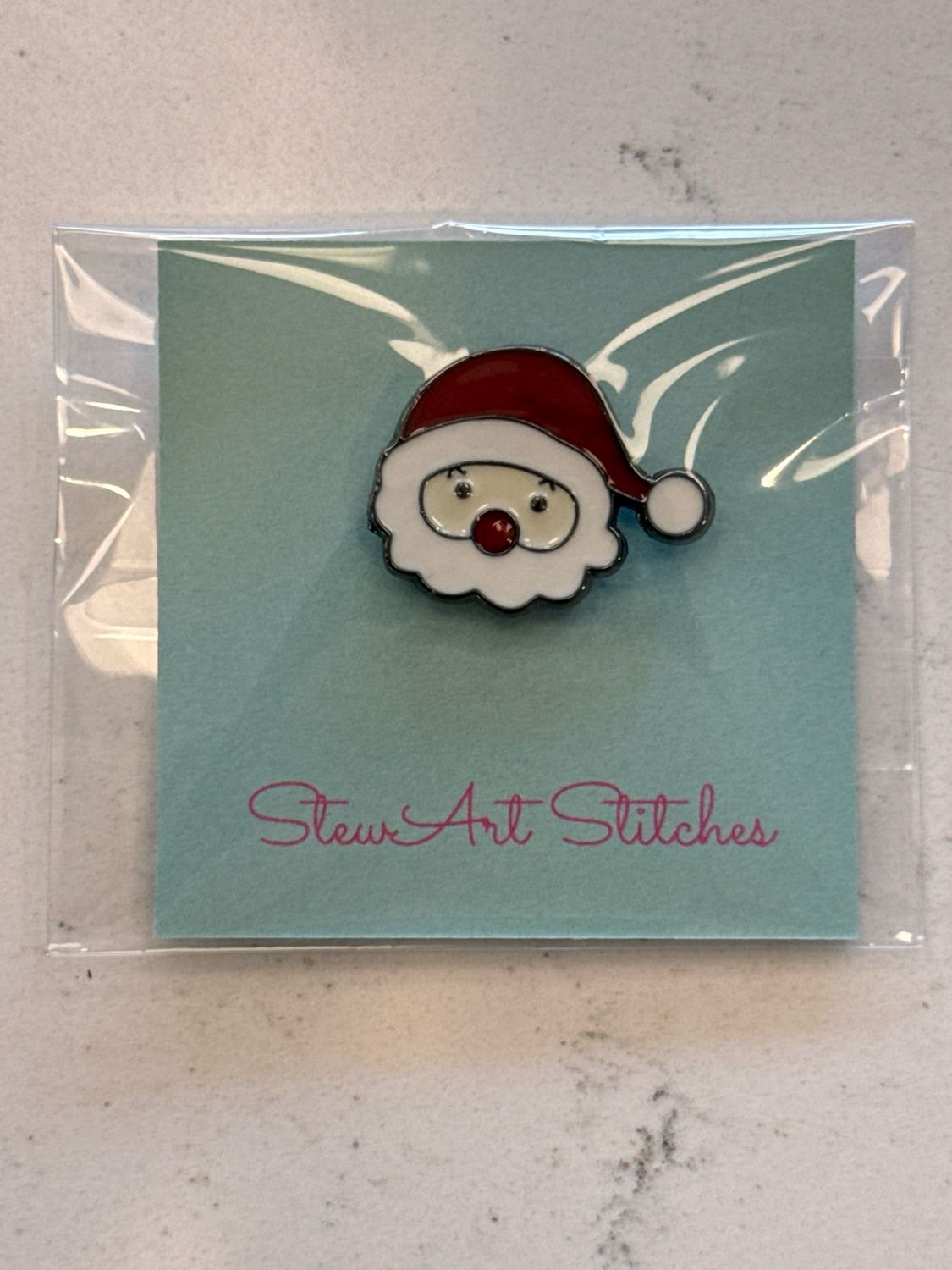 Santa Face Needle Minder from StewArt Stitches