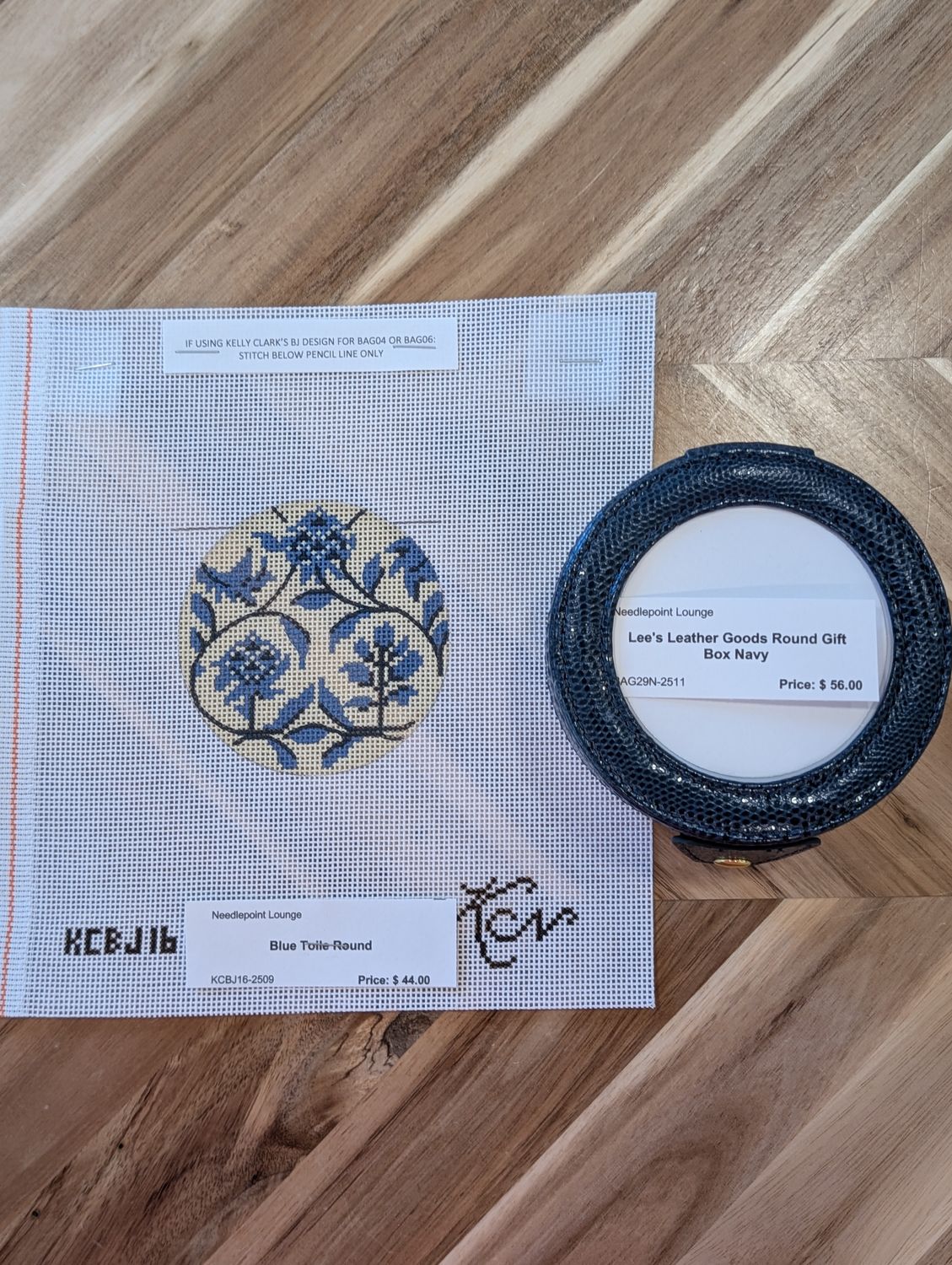 Blue Toile Round Self Finishing Kit