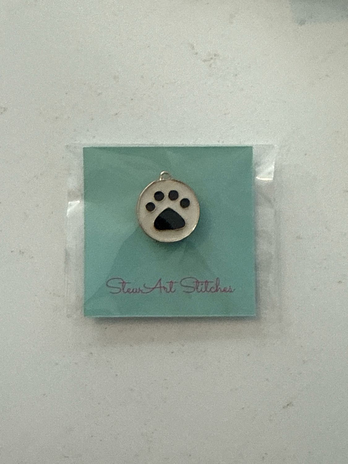 Paw Needle Minder from StewArt Stitches