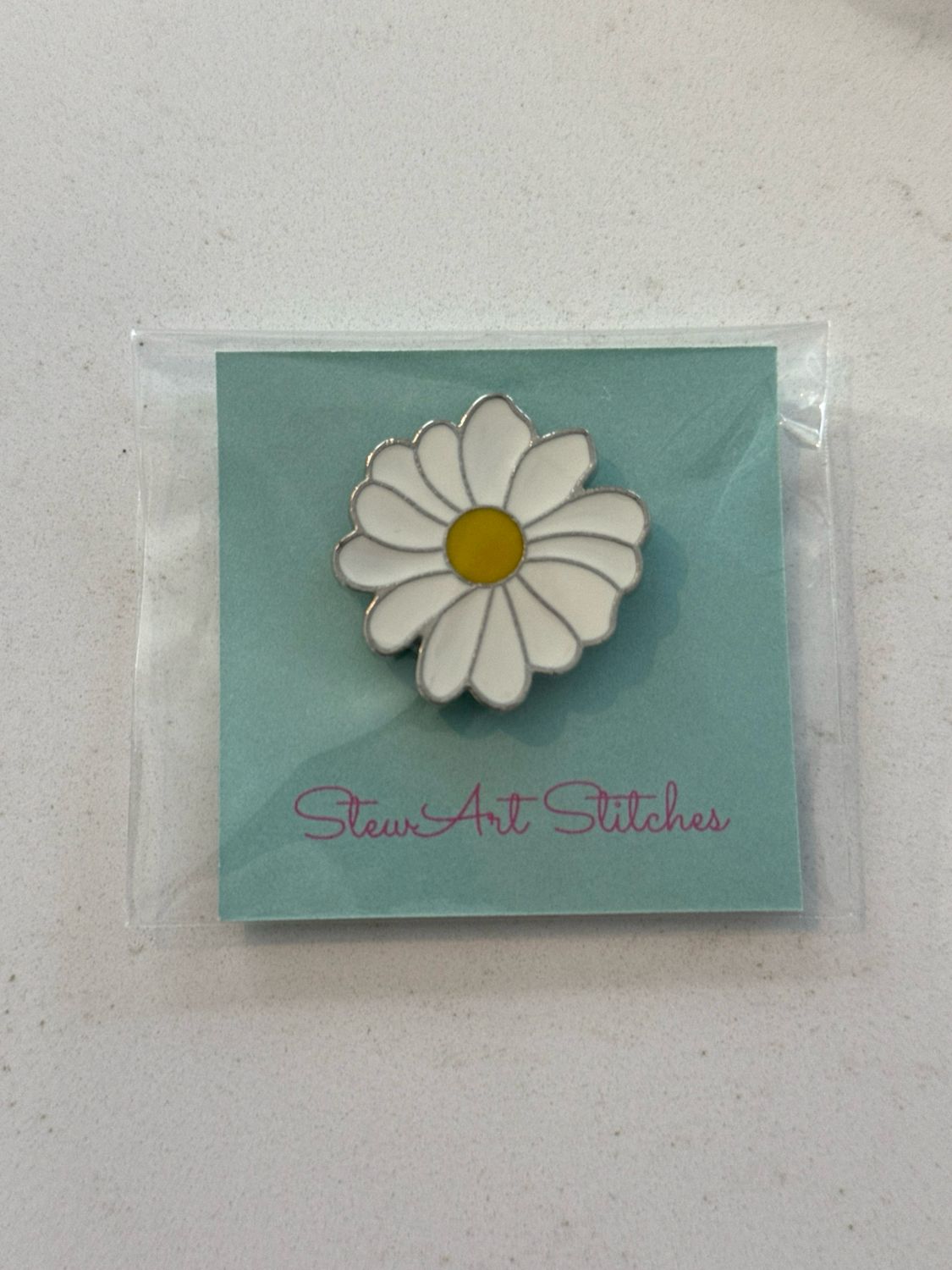 Daisy Needle Minder from StewArt Stitches