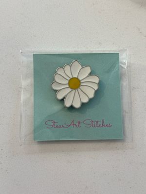 Daisy Needle Minder from StewArt Stitches