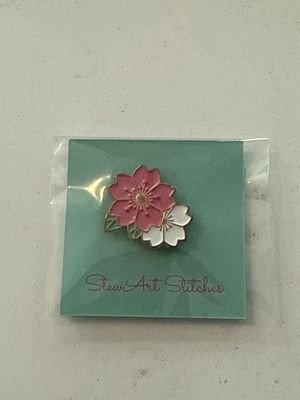 Small Pink and White Flowers Needle Minder from StewArt Stitches