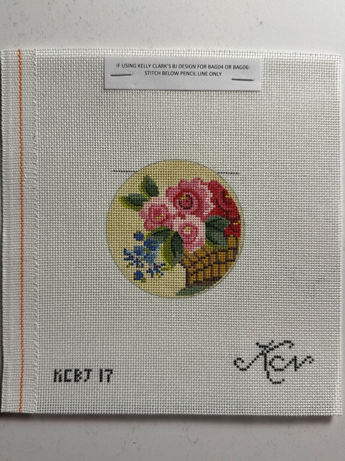 Victoria Rose Basket Round