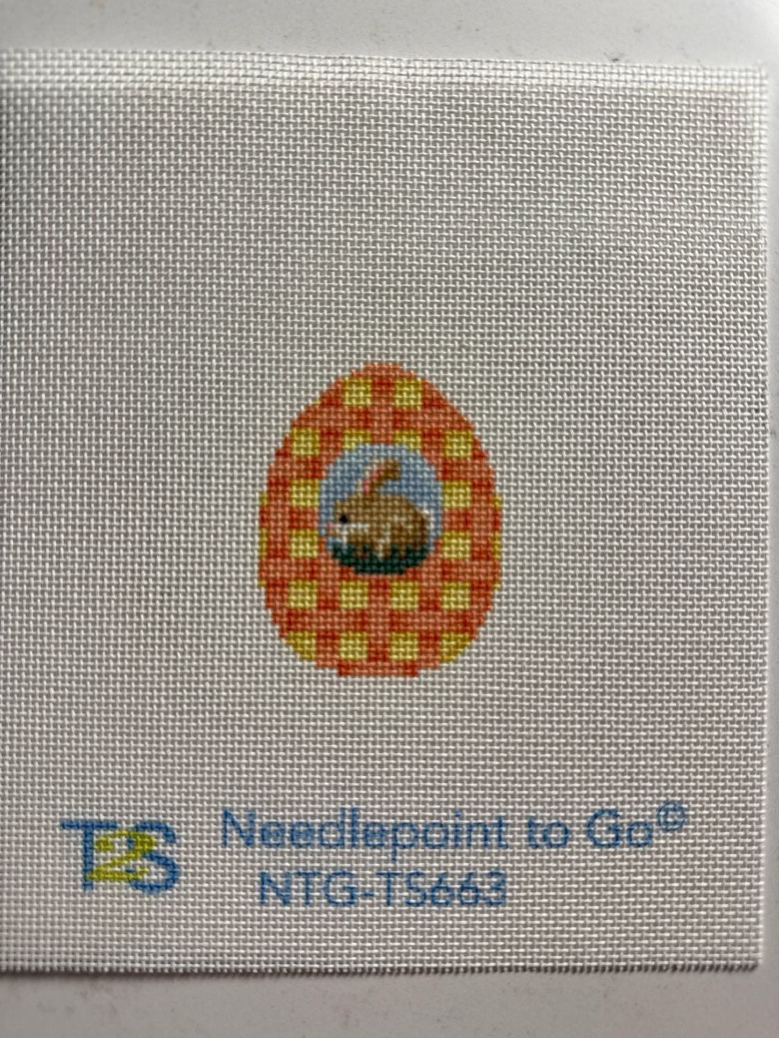 Bunny Cameo/Coral Lattice Mini Egg