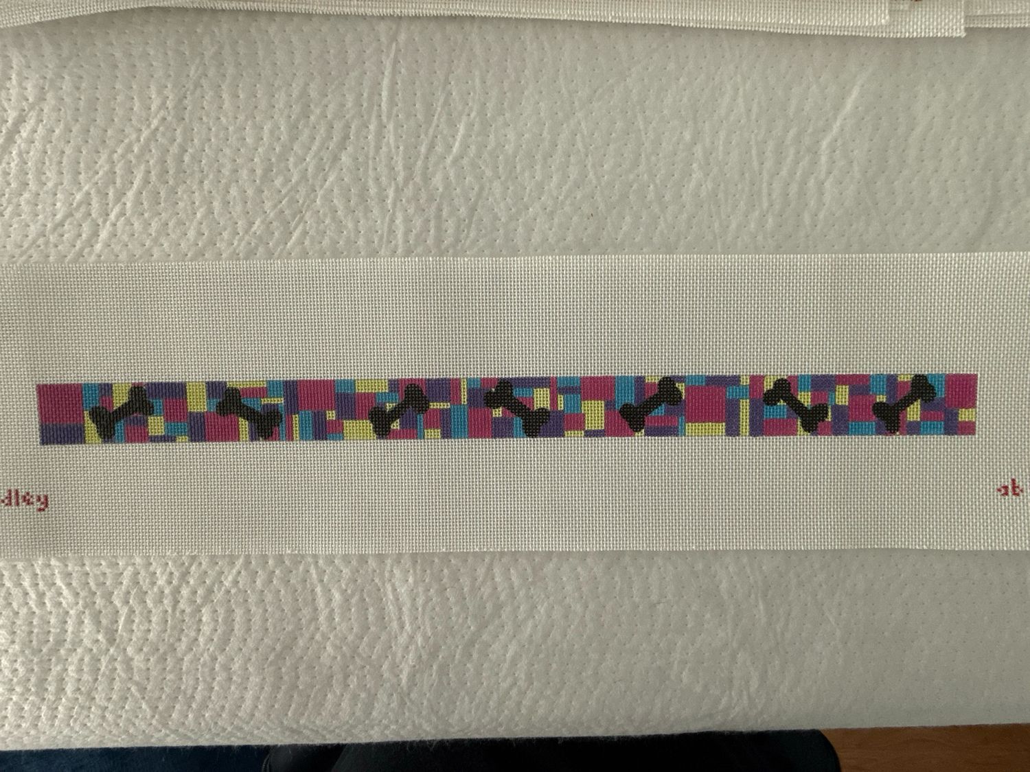 Mosaic Blocks &amp; Bones Collar