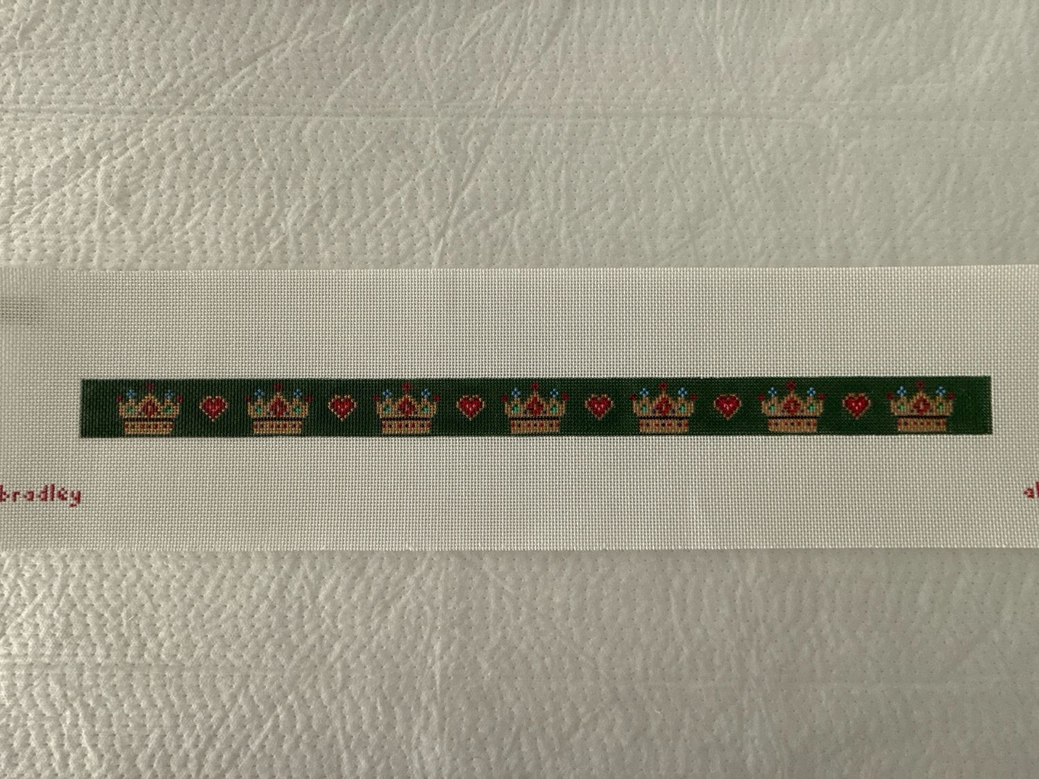 Crowns and Hearts Dog Collar