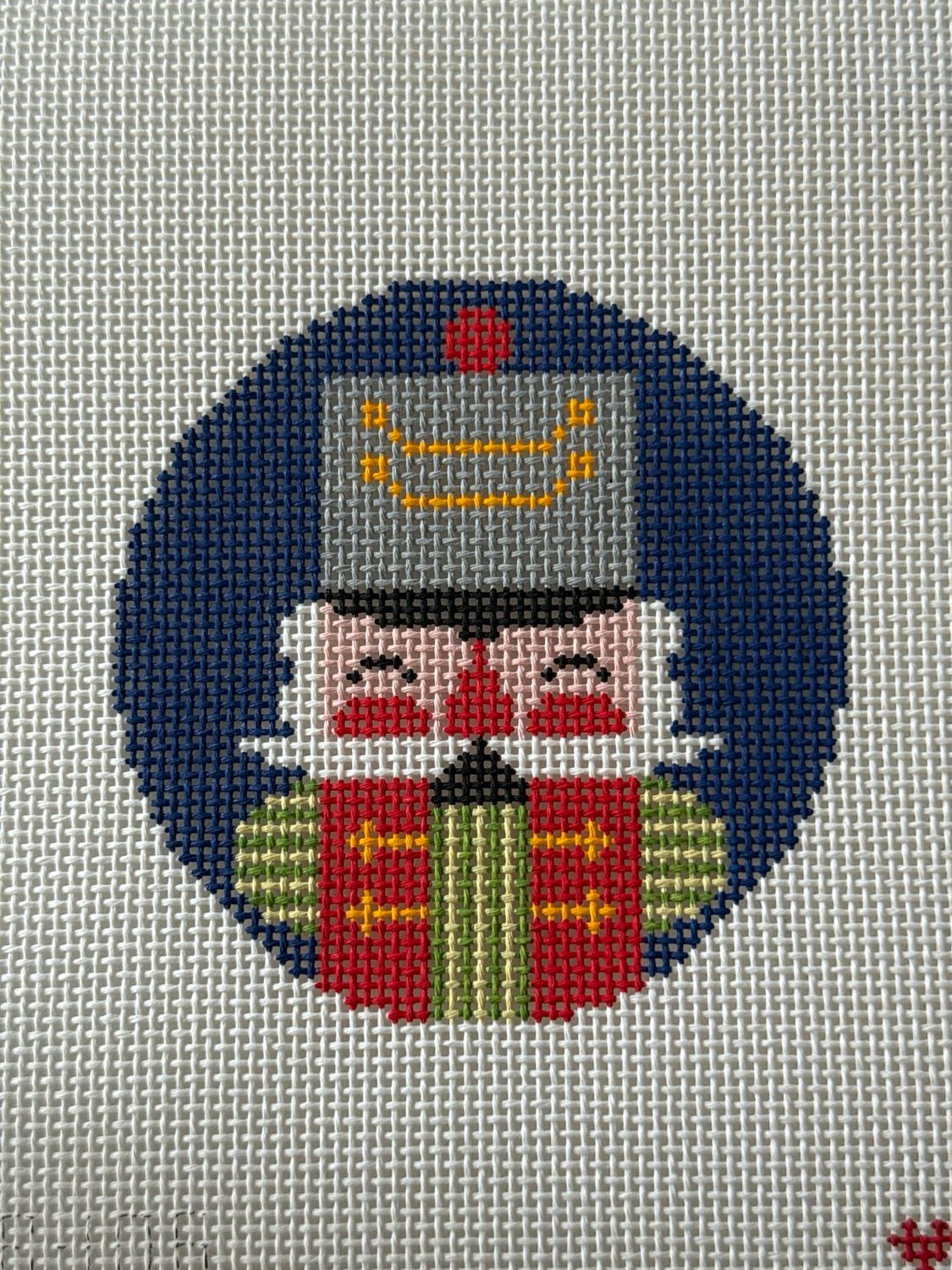 Nutcracker Archie Round