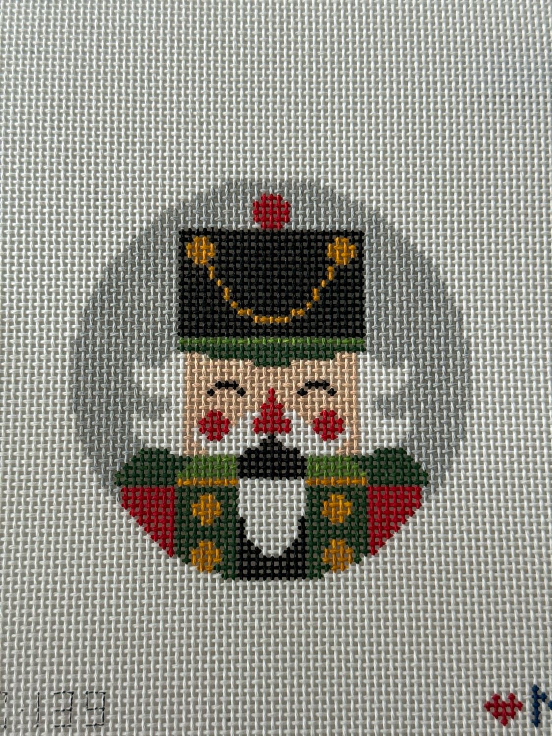 Nutcracker Ferdinand Round