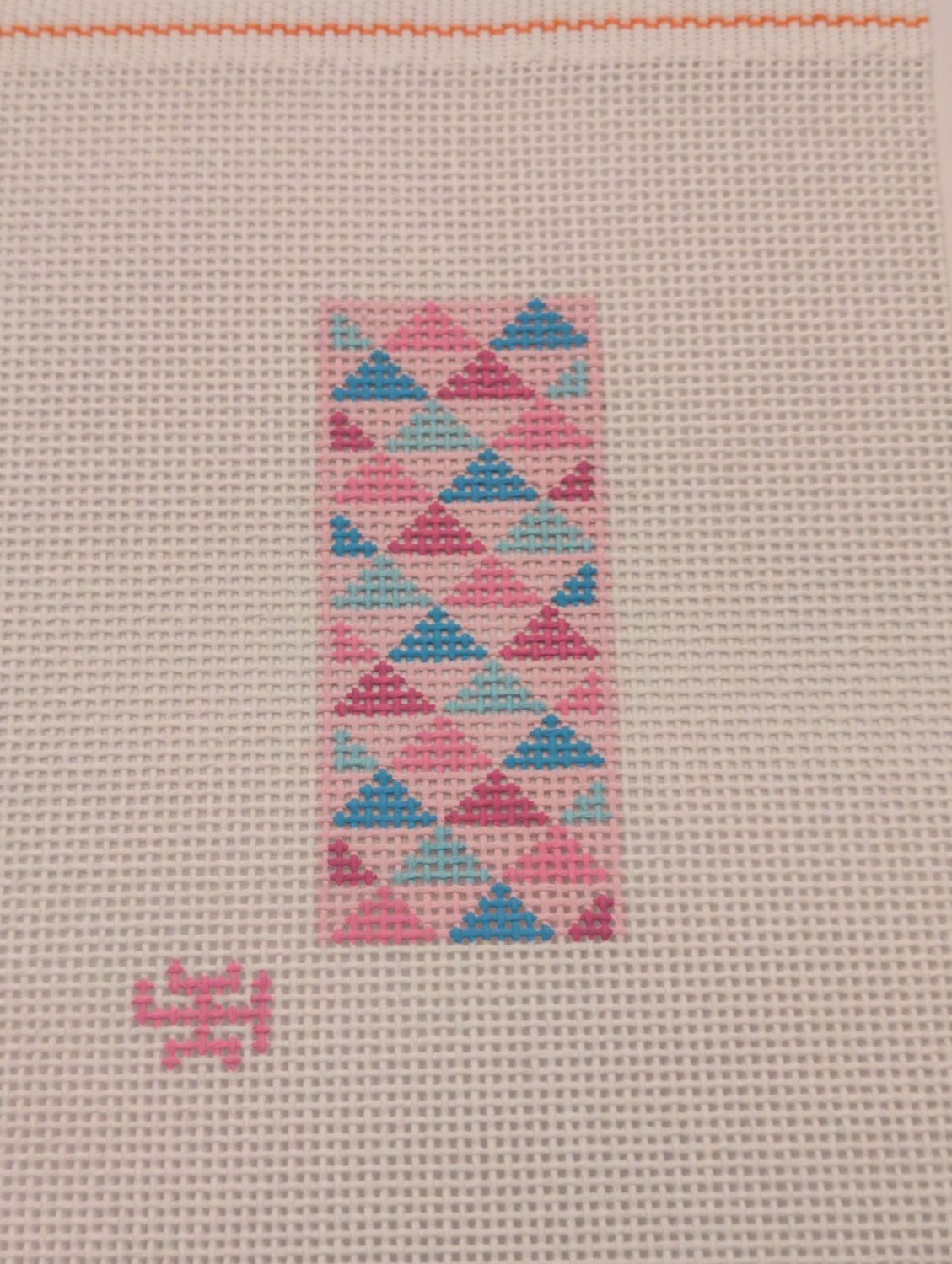 Geometric Key Fob Pink Short