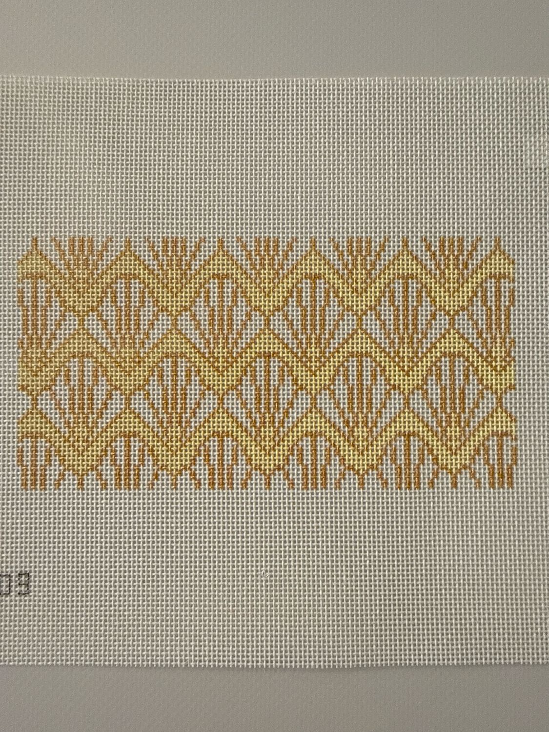 Scallop Clutch Insert