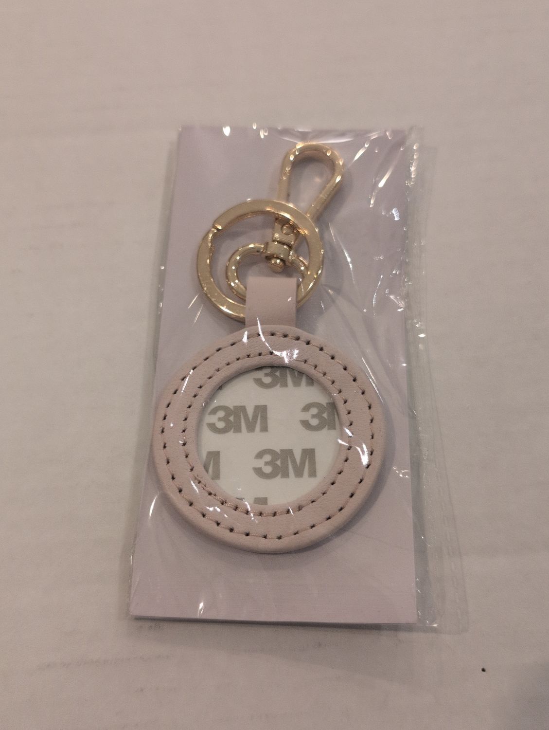 Leather Round Key Fob Lite Pink