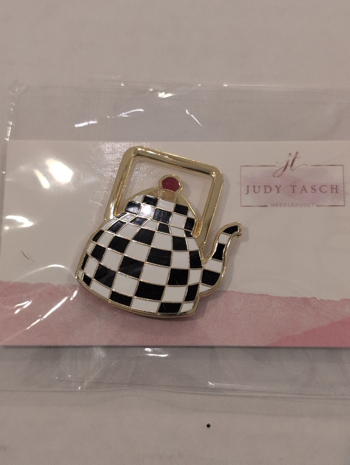 Teapot Needle Minder