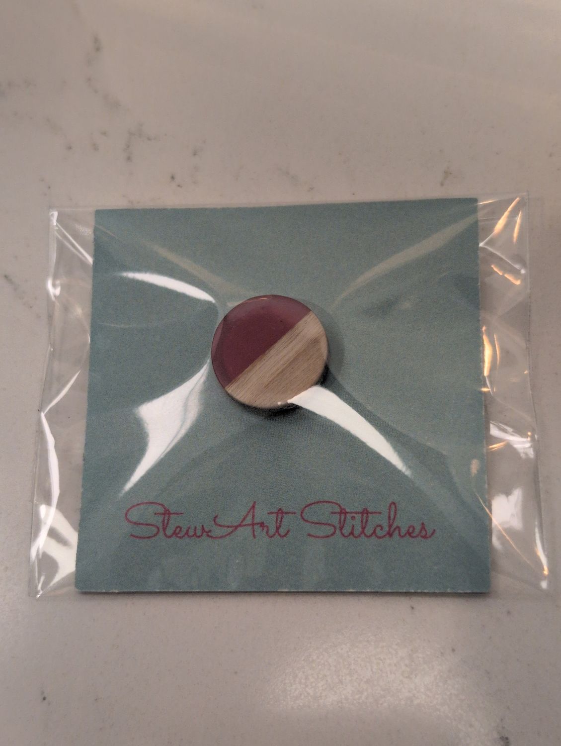 Pink Round Resin Needleminder from StewArt Stitches