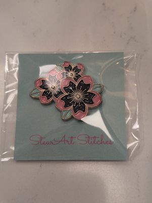 Black and Pink Flowers Needleminder from StewArt Stitches