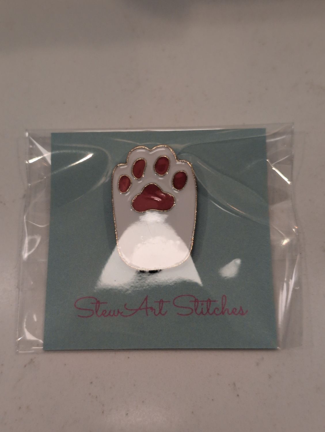 White Paw Needleminder from StewArt Stitches