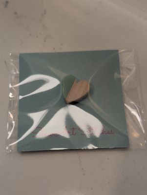 Green Heart Resin Needleminder from StewArt Stitches