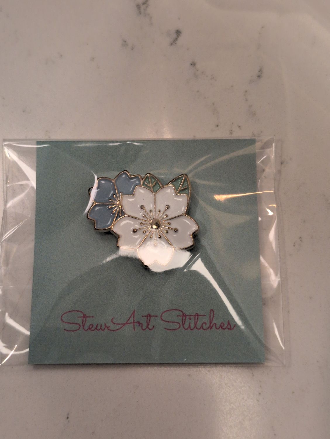 Small White and Blue Flowers Needleminder from StewArt Stitches