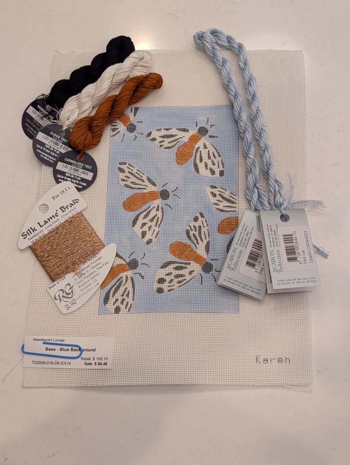 Bees - Blue Background Kit