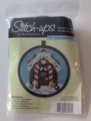 Gingerbread House Ornament Kit