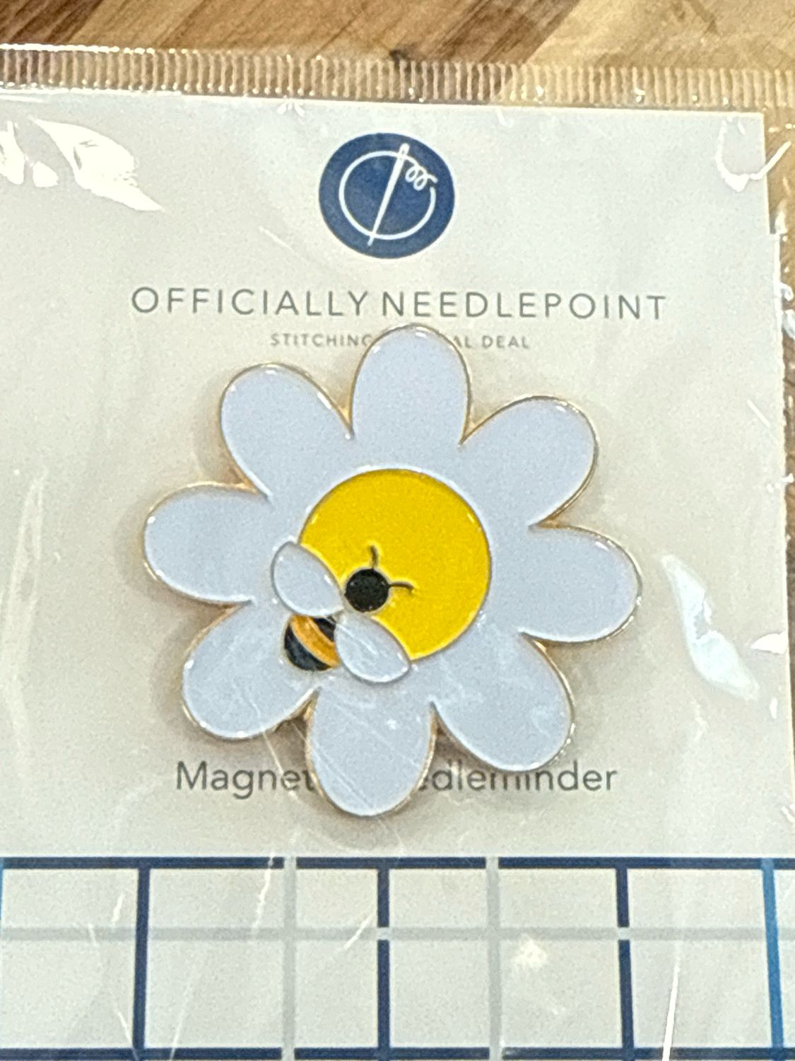 Bee on Daisy Needle Minder