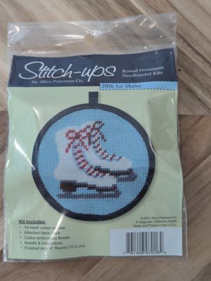Ice Skates Ornament Kit