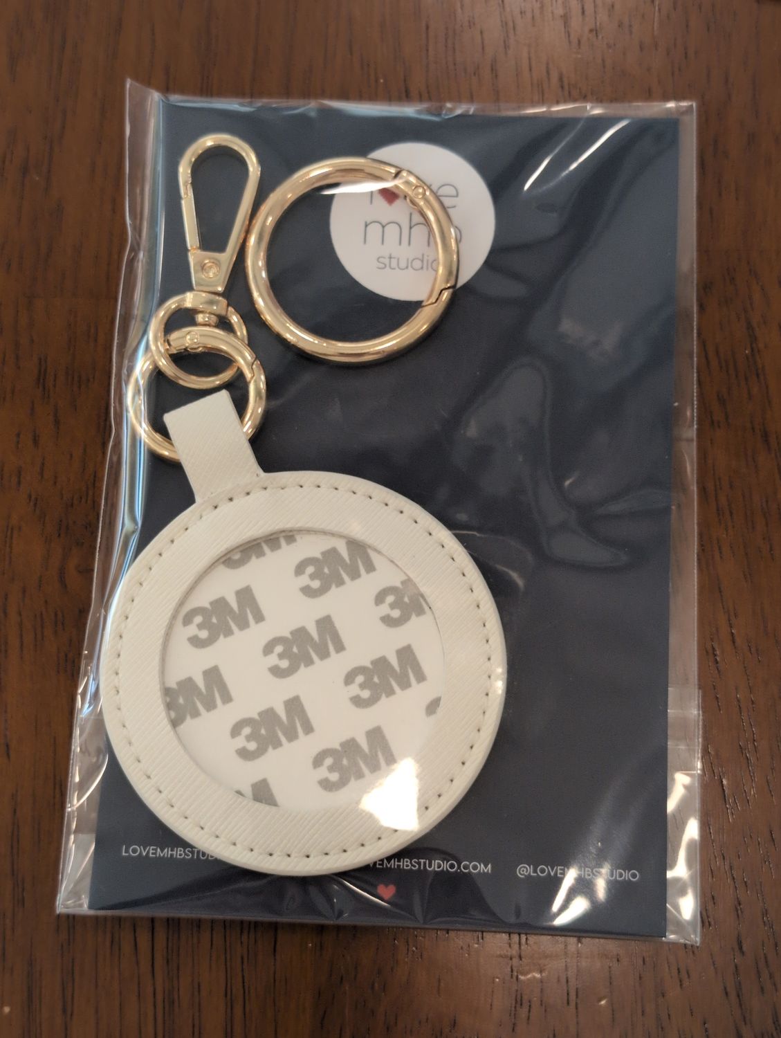 Self-Finishing Leather Charm (Round) - White