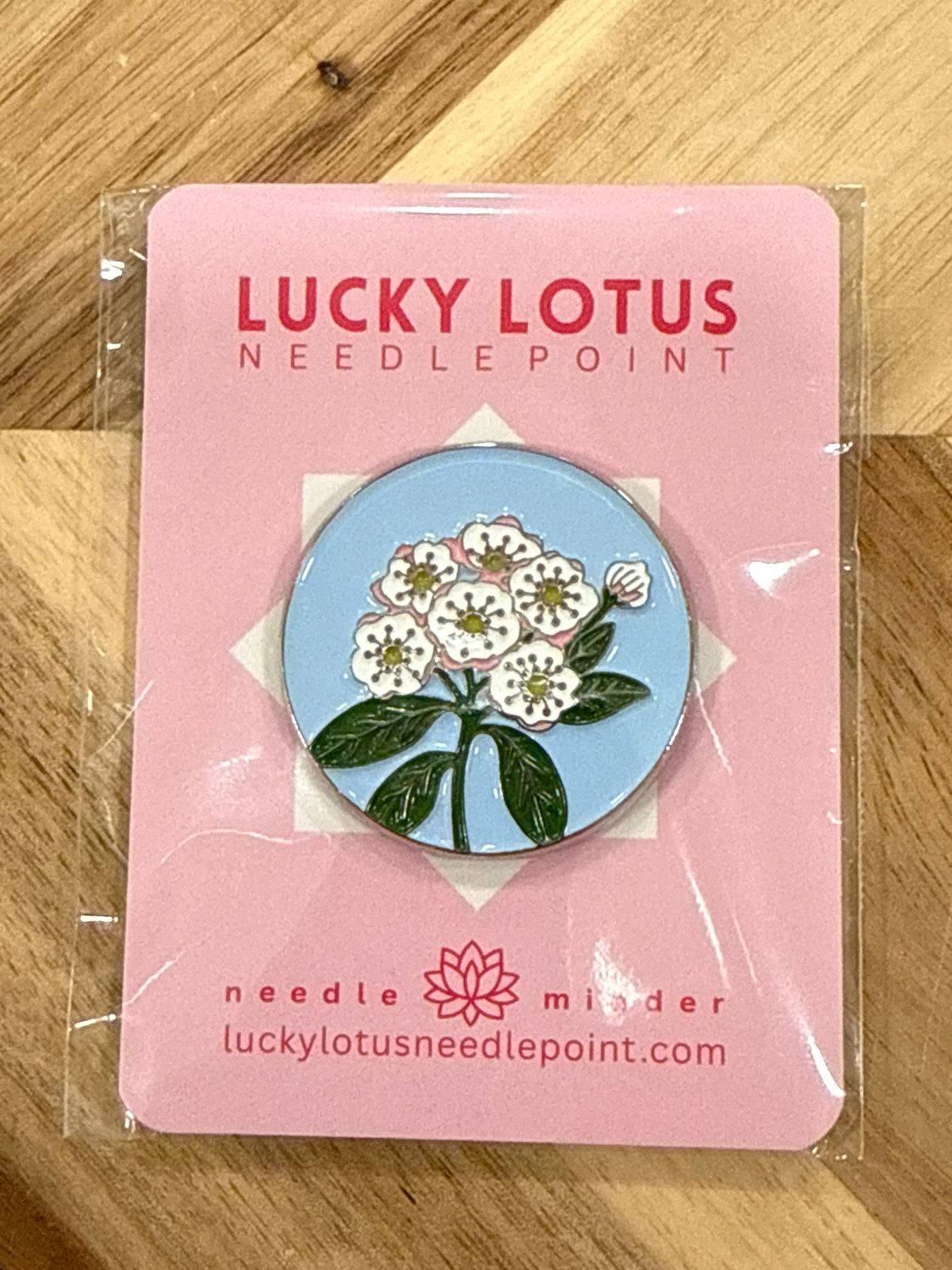 Mountain Laurel Needle Minder