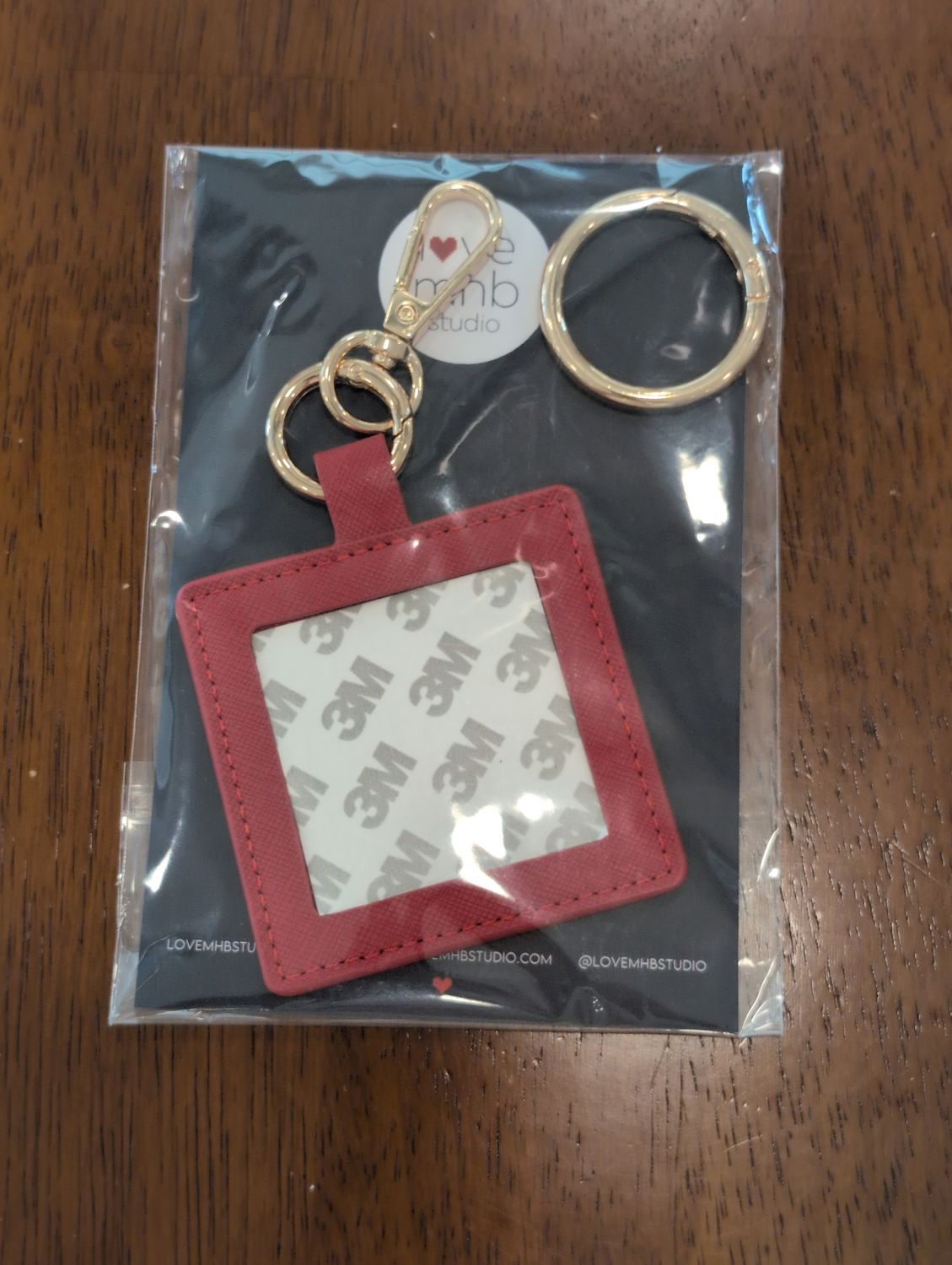 Self-Finishing Leather Charm (Square) - Red