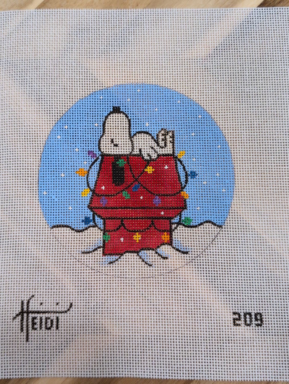 Snoopy on Lighted Dog House