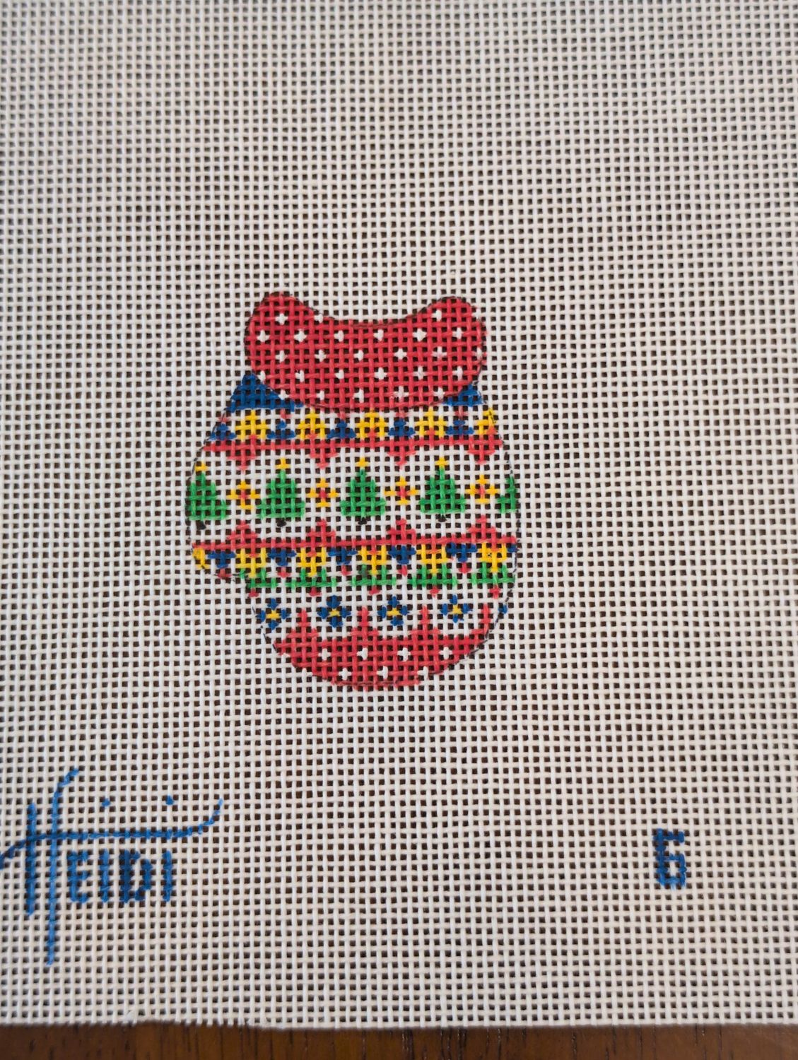 Mini Polka Dot Mitten