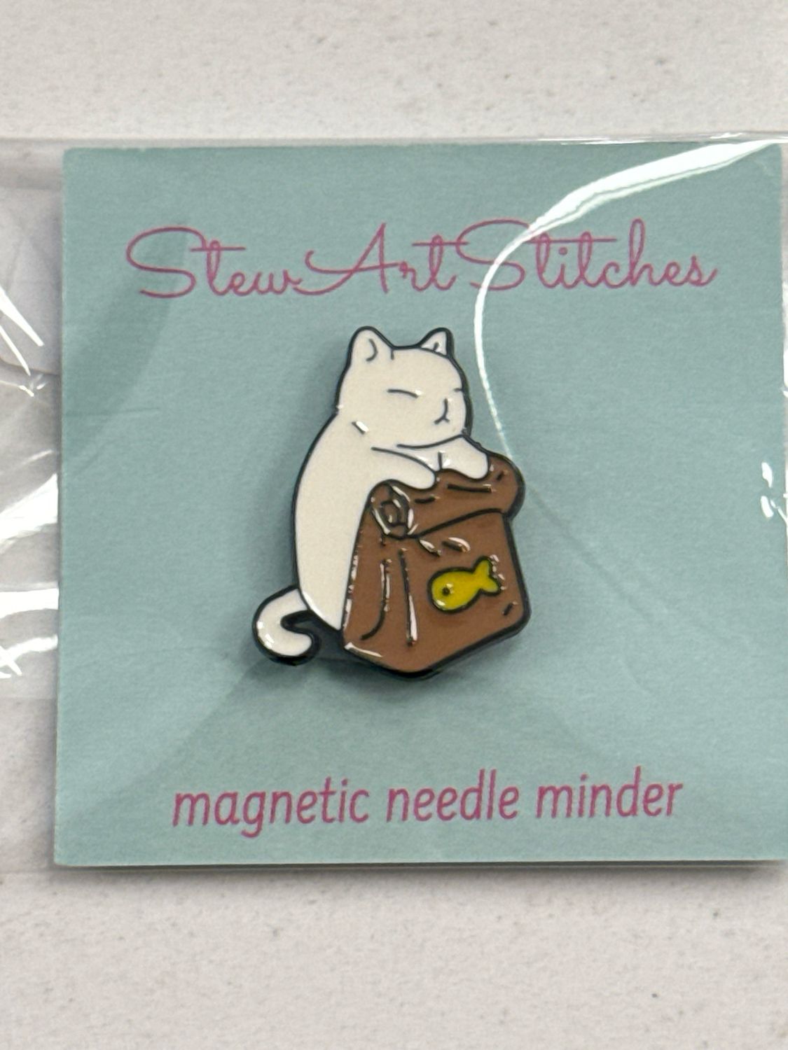 White Cat Enamel Needle Minder