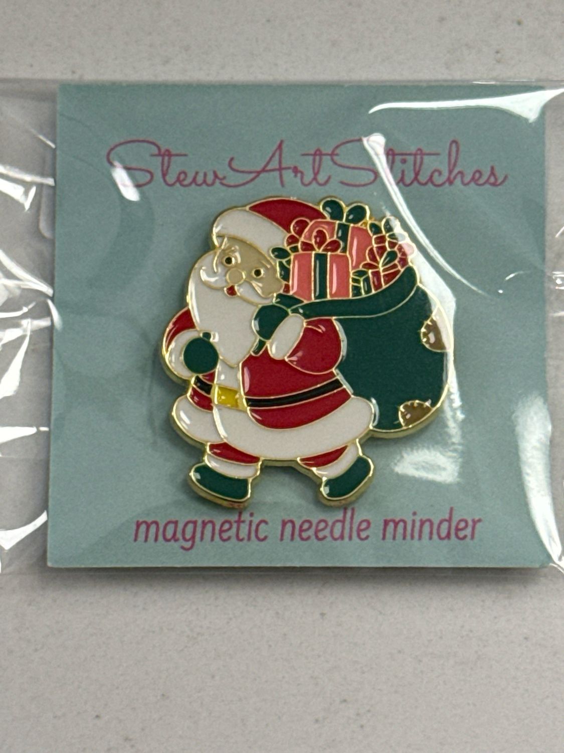 Santa Claus Enamel Needle Minder