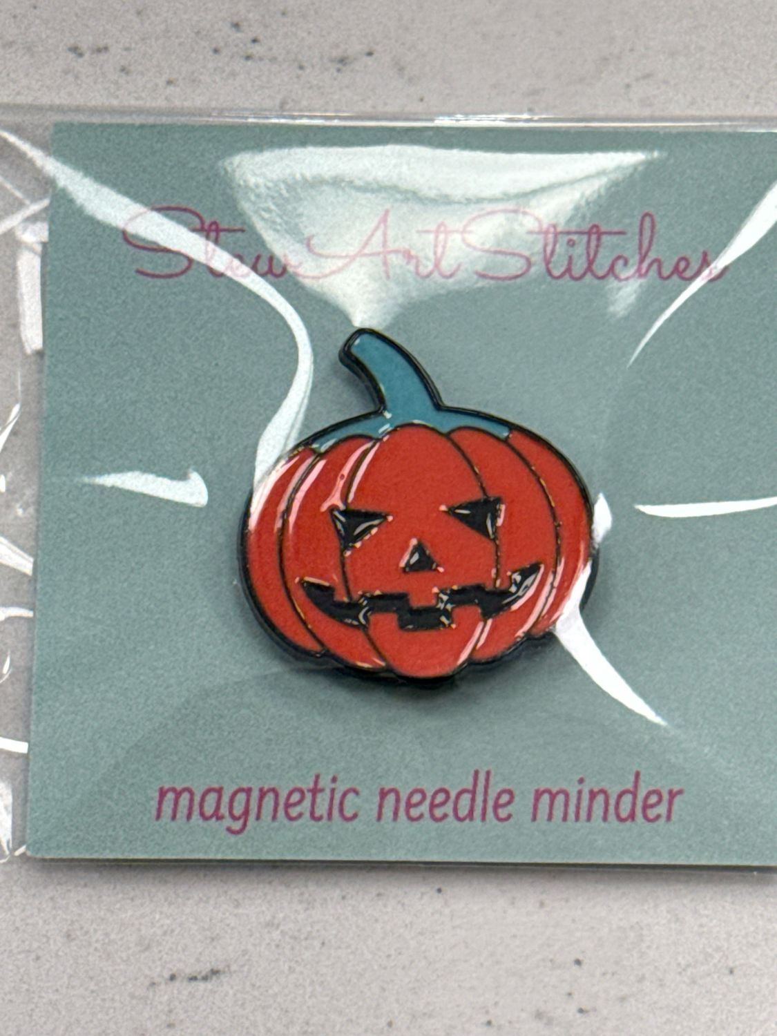 Jack o' Lantern Enamel Needle Minder 2
