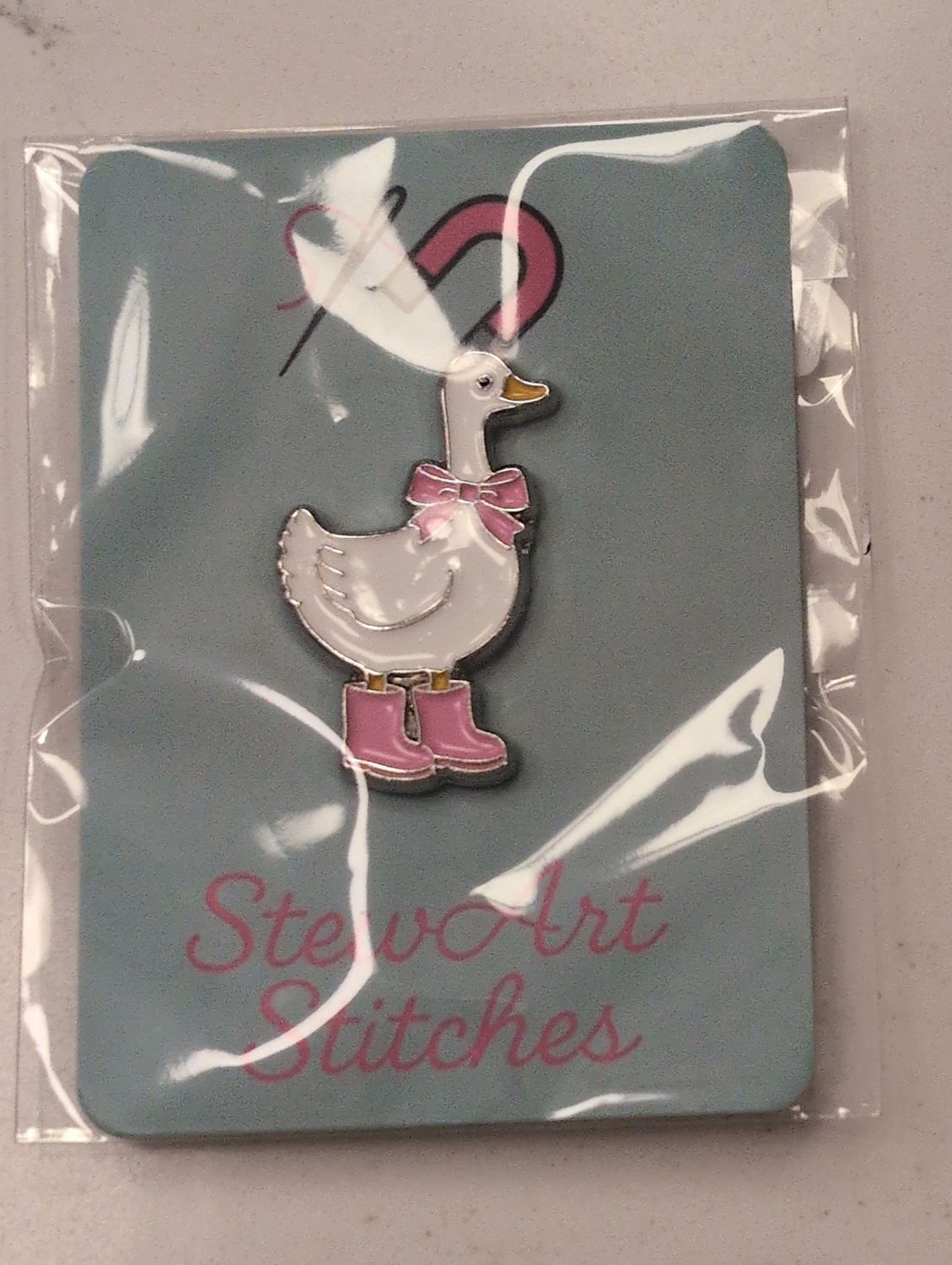 Silly Goose with Pink Boots Needle Minder
