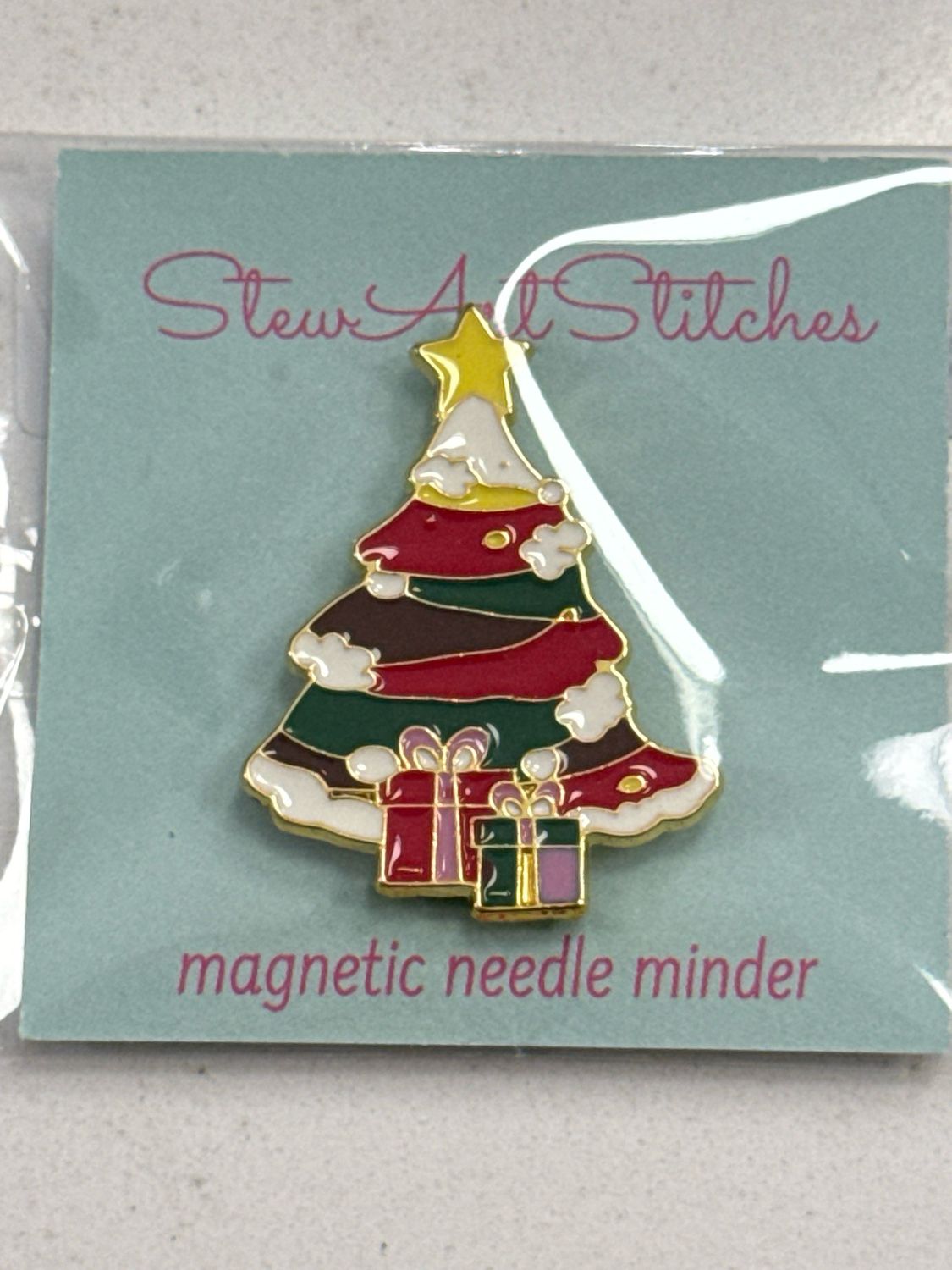 Christmas Tree Enamel Needle Minder 2
