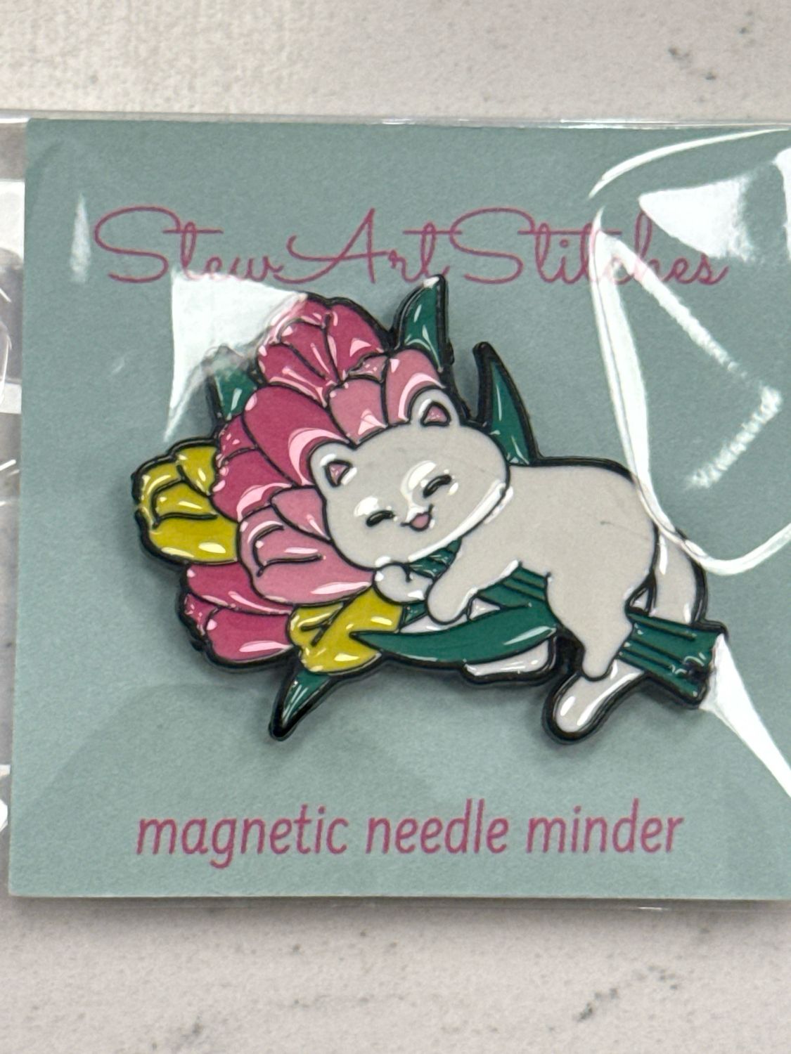 Cat With Tulips Magnetic Enamel Needle Minder