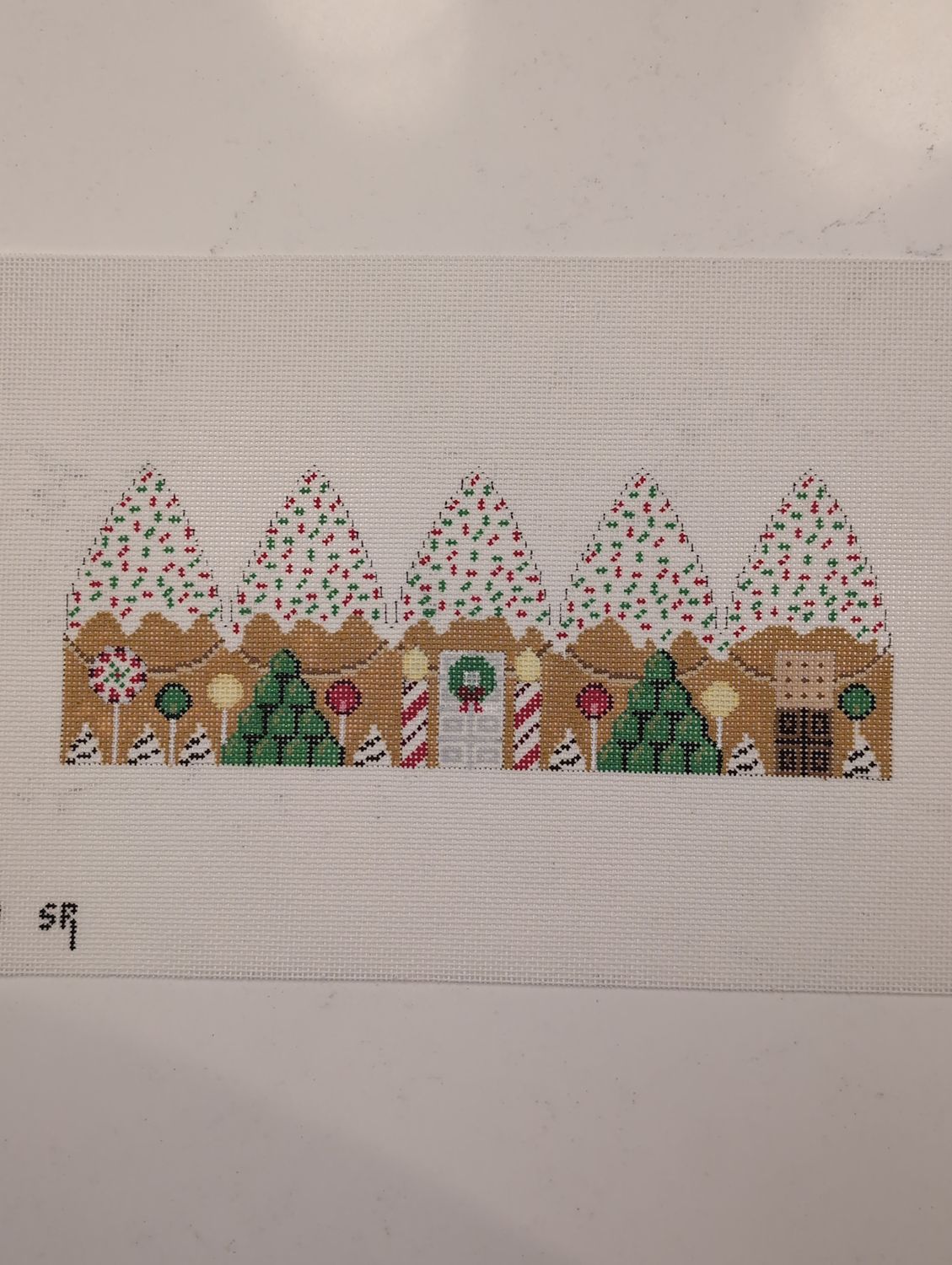Bundt Red and Green Sprinkles 3D Gingerbread Dome